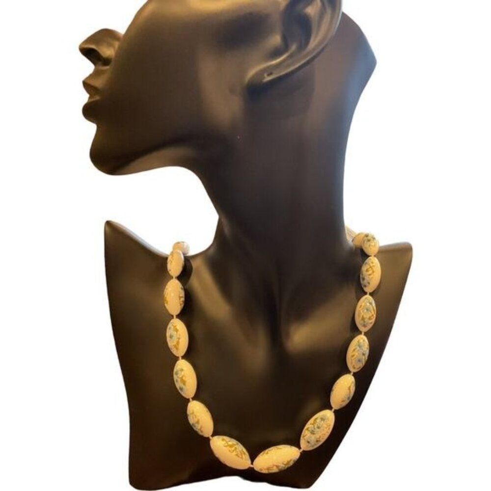 Vintage Floral Cosmos Ceramic Bead Necklace With Gold-Tone Clasp